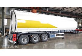 Remorque-citerne à essence de 45 000 litres prête à être expédiée en Namibie