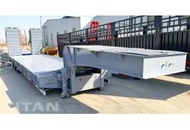 Une semi-remorque à 3 essieux avec rampes hydrauliques pliantes sera envoyée au Nigeria