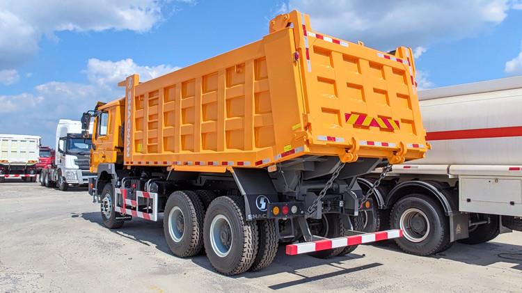 Camion-benne Shacman F3000 à vendre au Sénégal