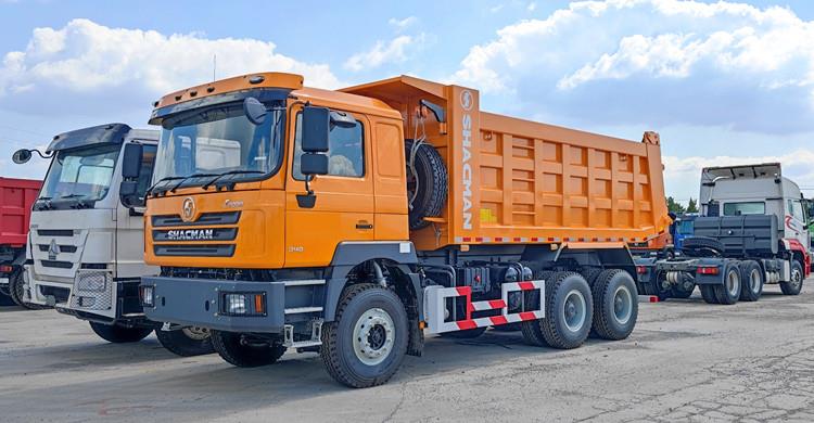 Camion-benne Shacman F3000 à vendre au Sénégal