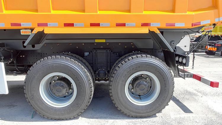 Camion-benne Shacman F3000 à vendre au Sénégal