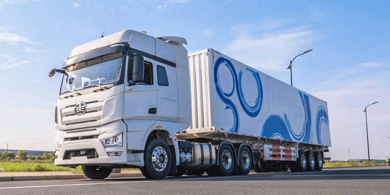 TITAN Truck Trailer