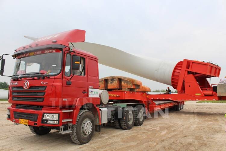 Windmill blade transport trailer