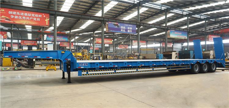 3 Axle 50 Ton Low Bed Truck Price in Ghana Accra
