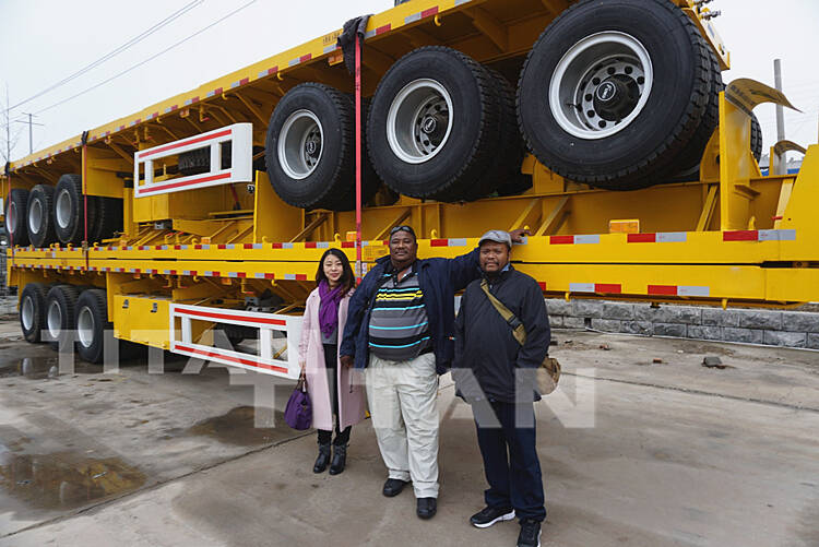 Our Zimbabwe Customer visit our factory