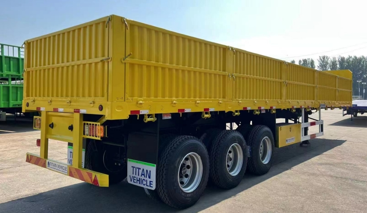 Chine Remorque à parois latérales amovibles de 60 tonnes à vendre au Congo | Semi-remorque à paroi latérale