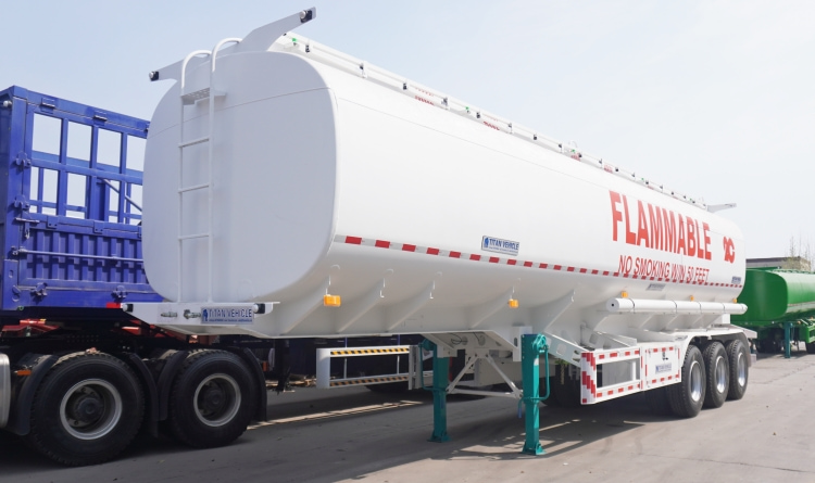 Remorques citernes à essence de 45 000 litres à vendre