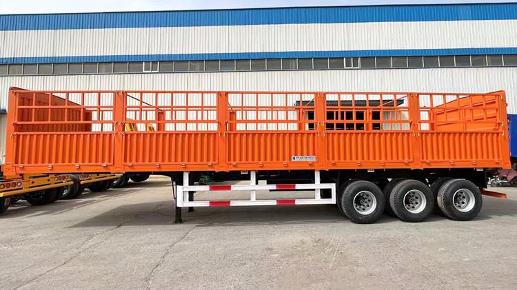 Semi-remorque de clôture à 3 essieux de 60 tonnes à vendre