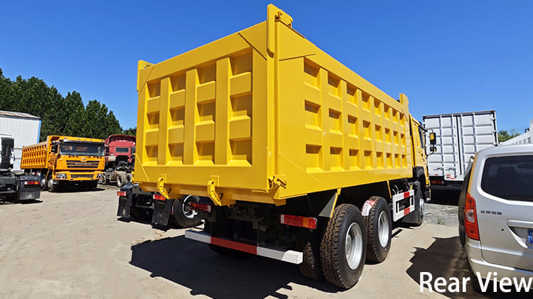 Camions bennes Howo 6x4 d'occasion à vendre au Cameroun