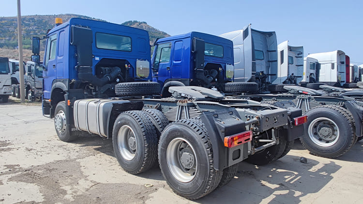Camion tracteur Sinotruk Howo 6x4 à vendre au Sénégal | Prix du camion tracteur Howo